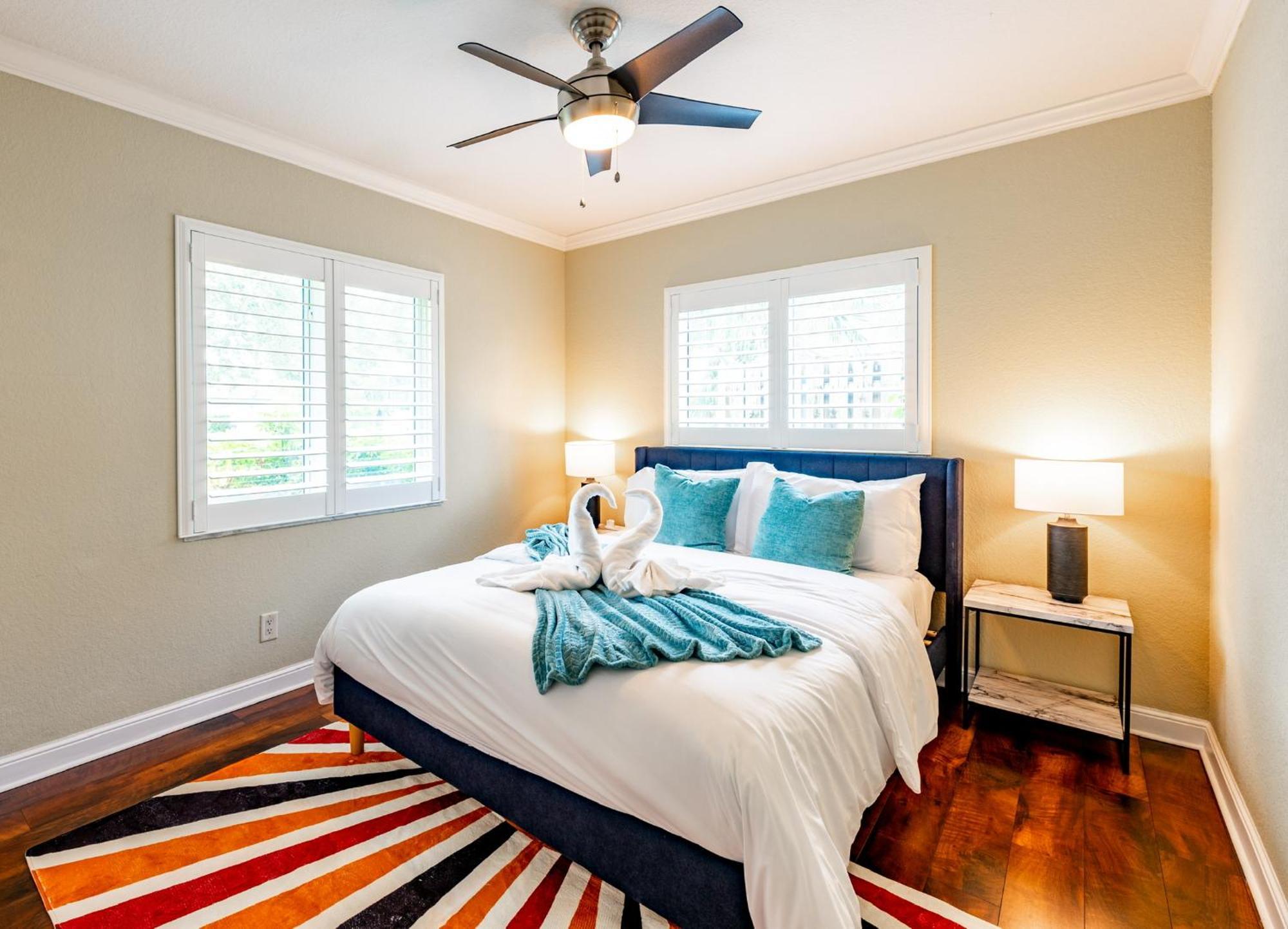 Colorful Home - Pool - Game Room - Basketball Court - Bbq & More Fort Lauderdale Exterior photo