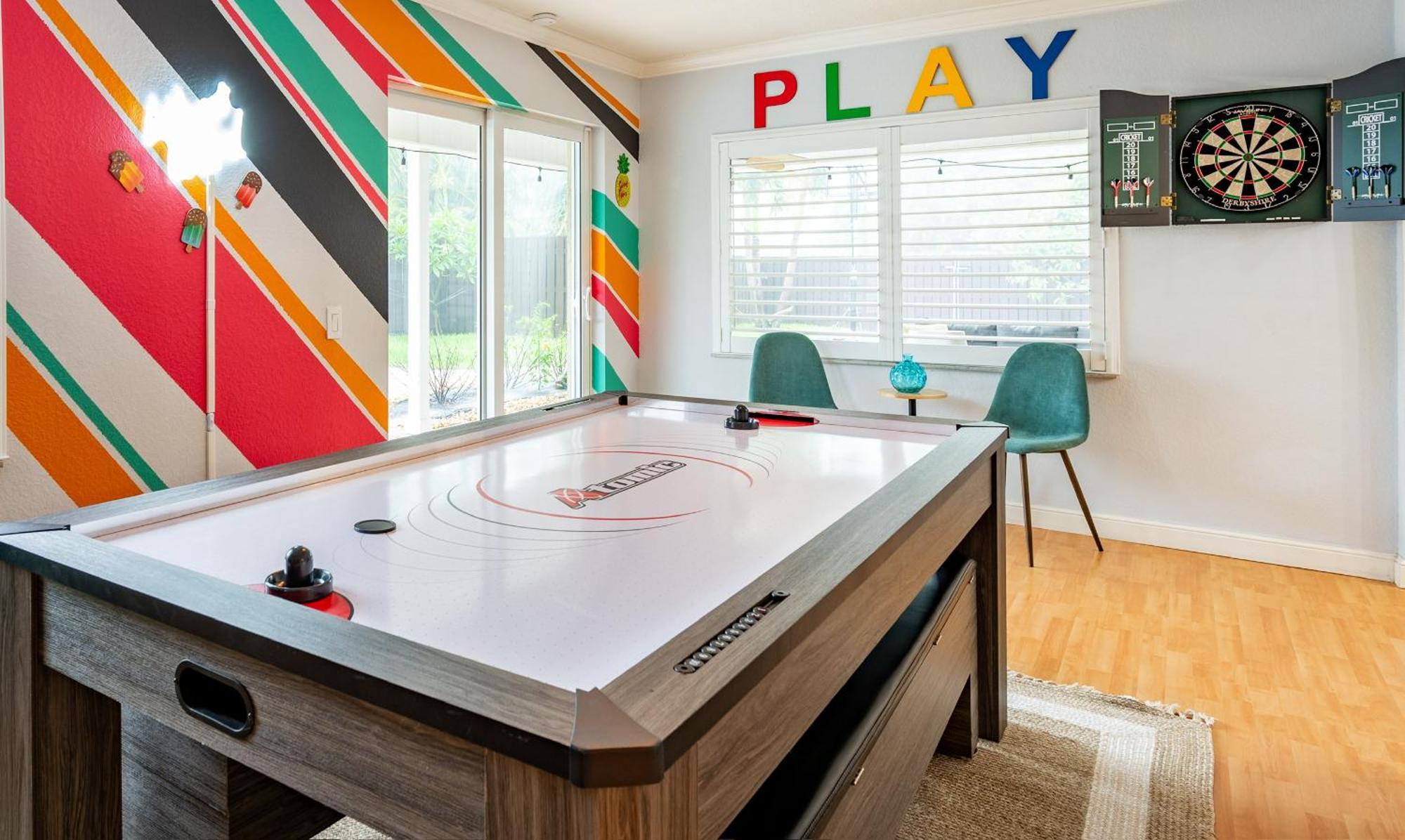 Colorful Home - Pool - Game Room - Basketball Court - Bbq & More Fort Lauderdale Exterior photo